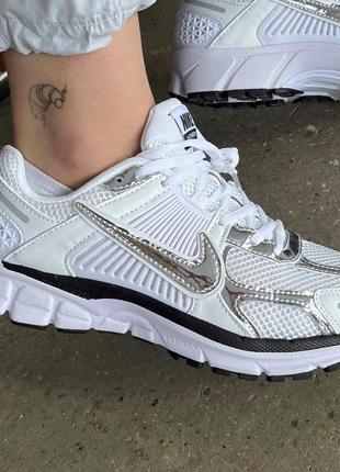 Nike zoom vomero 5 white/metallic silver 36