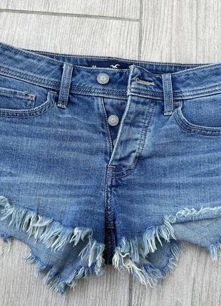 Шорти hollistet