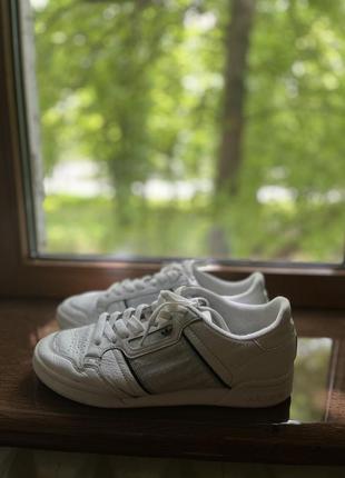 Adidas continental 80