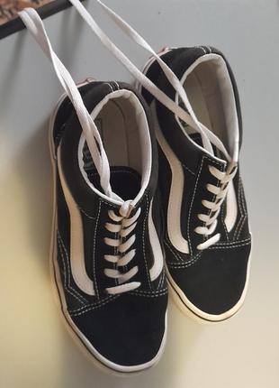 Vans old school