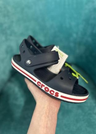 Босоніжки crocs