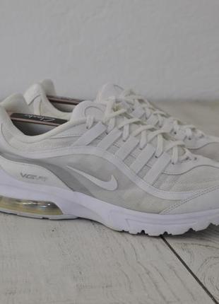 Nike air max invigor чоловічі оригінальні кросівки білого кольору 45 44 розмір