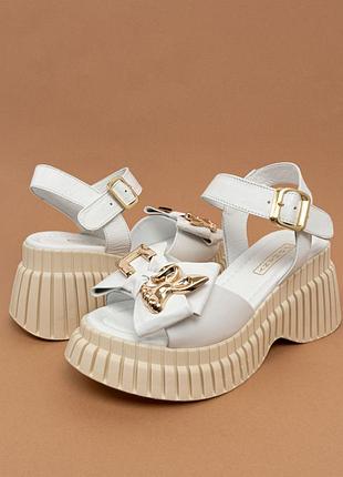 Літні шкіряні жіночі босоніжки на платформі білі 36-39 женские босоножки кожа phany туреччина