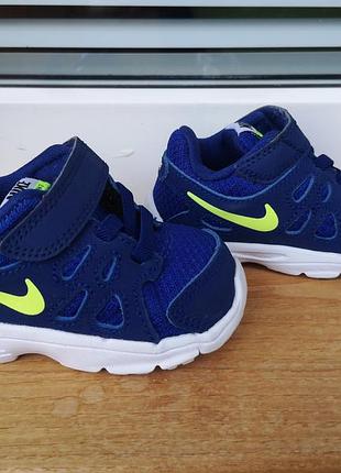 Кроссовки nike