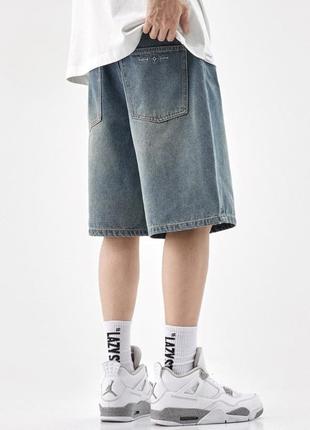 Широкі джинсові шорти в стилі "baggy"2 фото