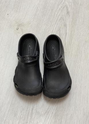 Дорослі сабо фірми crocs.розмір 38-39.в ідеальному стані