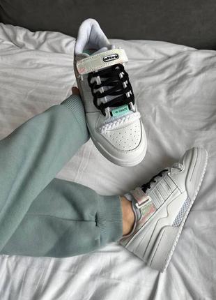 Кроссовки adidas