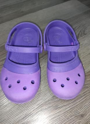 Crocs