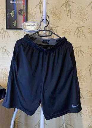 Шорти nike