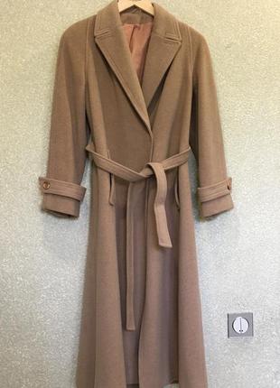 Пальто осеннее