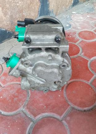 977012b100 hyundai/kia компресор кондиціонера 4