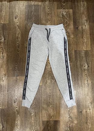 Штани tommy hilfiger