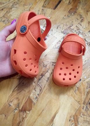 Шльопанці crocs c6 c7