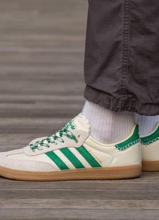 Мужские кроссовки adidas samba x wales кожаные молочные с зеленым адидас самба весенние (b)