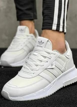 Класичні брендові зручні і дуже легкі кросівки adidas stellasport1 фото