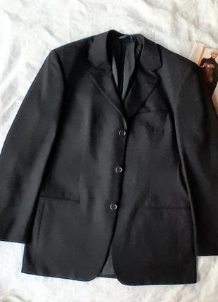 Пиджак мужской hugo boss,шерсть
