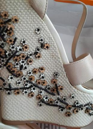 Босоніжки3 фото