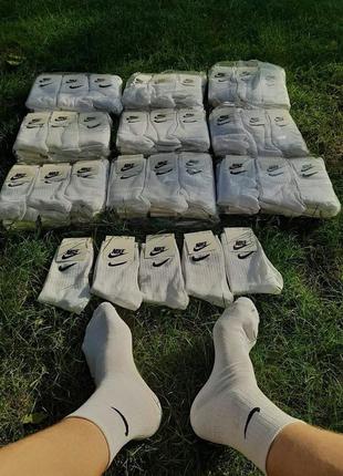 Носки the nike <unk> носки <unk> высокие носки <unk>