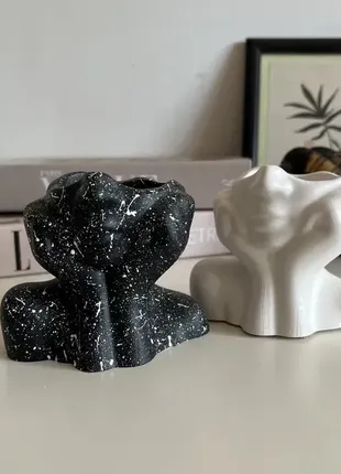 Кашпо нежная мечтательница