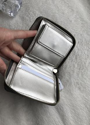 Кошелёк женский guess оригинал gaia small zip around wallet серый металлик в лого3 фото