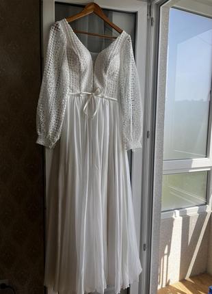 Платье белое