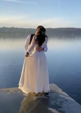 Платье белое