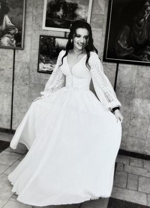 Платье белое