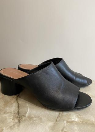 Кожаные мюли zara