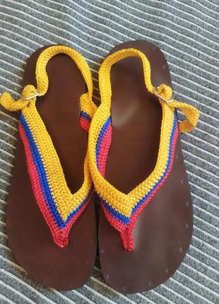 Сандалії р. 41