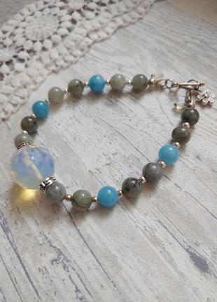 Браслет із натурального каменю. лабрадорит/халцедон/опаліт гранений