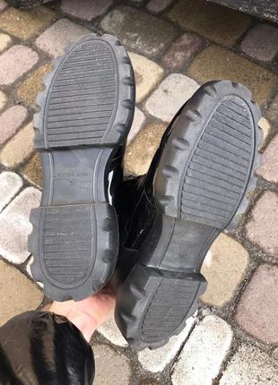 Женские демисезонные ботинки