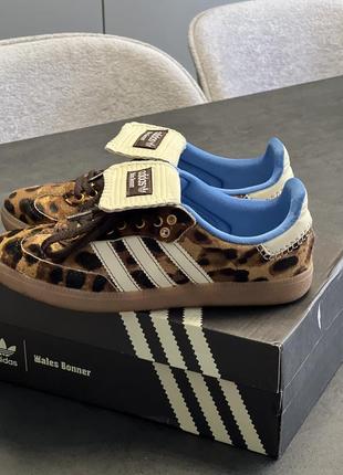 Adidas wales bonner леопардові трендові