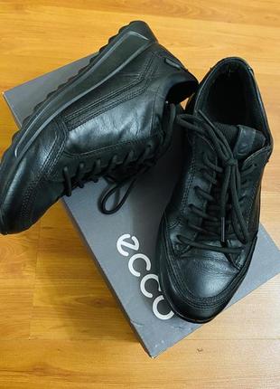 Кроссовки ecco