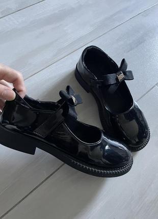 Туфлі для дівчинки, шкільні2 фото