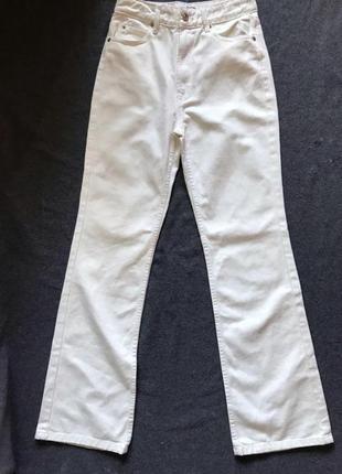 Джинси кльош stradivarius в стилі zara mango h&m