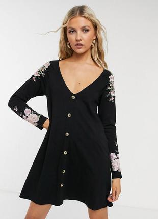 Стильное платье с вышивкой хлопок asos design 32-34