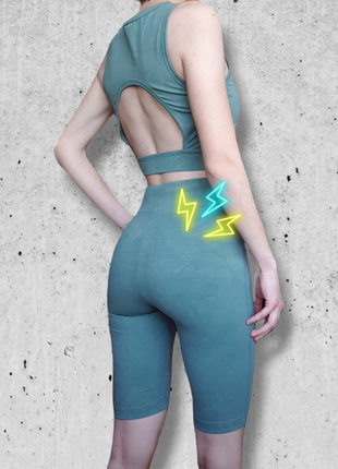 Женский летний спортивный комплект от украинского бренда staff clothes. размер s.