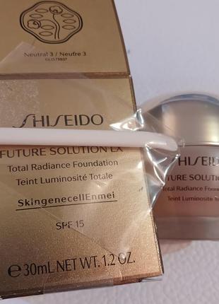 Shiseido
future solution lx
тональная основа для лица2 фото