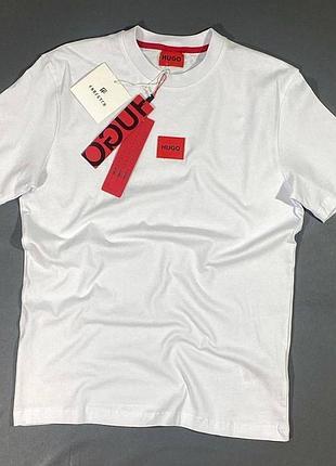 Летняя мужская белая футболка hugo boss box logo