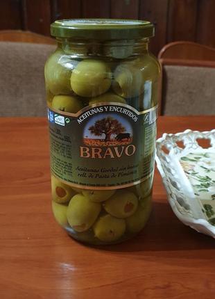 Оливки зелені гігант фаршировані перцем bravo (іспанія) вага: 1000г3 фото