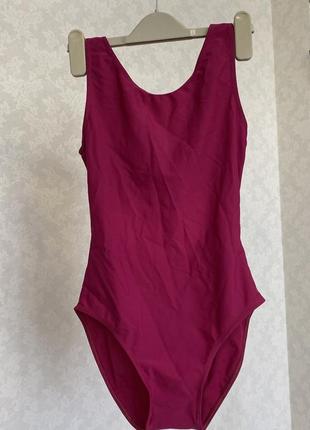 Суцільний купальник