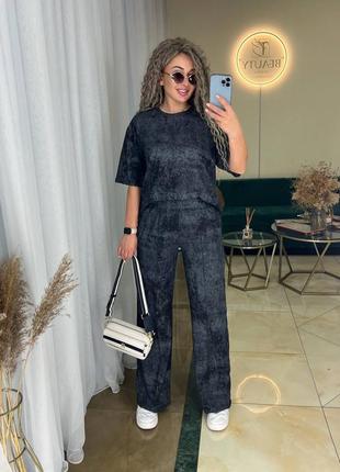 Жіночий літній прогулянковий зручний костюм варенка варьонка футболка і широкі штани літо