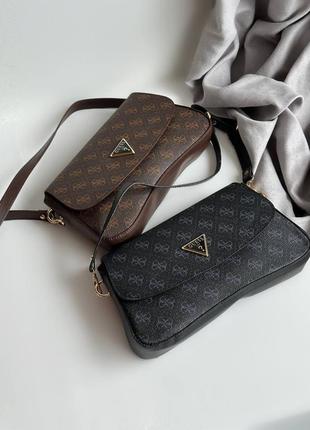 Сумка в стиле guess