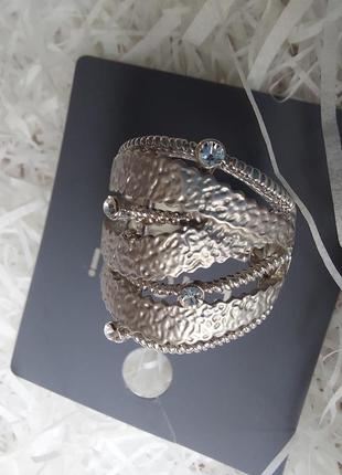 Серебристое вечернее колечко 4