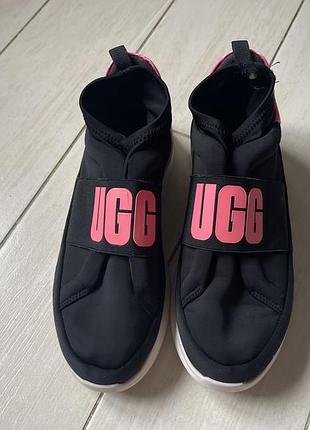 Кроссовки ugg