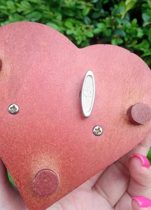 Шкатулка музыкальная из натурального дерева в идеальном состоянии.