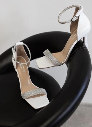 Босоніжки 37 2