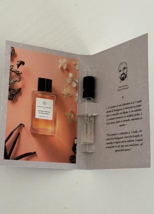 Essential parfums divine vanille пробник 2 мл.