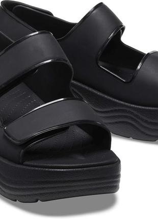 Crocs босоножки сандалии крокс на платформе skyline sandal black 208183