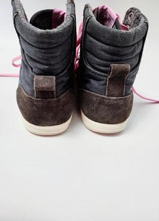 Женские джинсовые с розовыми вставками кеды от бренда hummel4 фото
